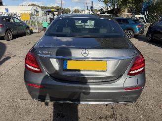 Mercedes E-klasse 300 e 155KW Hybrid AMG Autom. Sfeerverlichting Clima Navi Led Xenon NAP picture 4