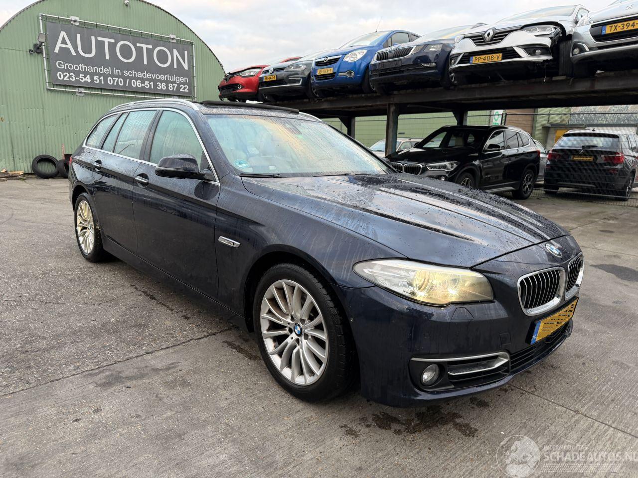 BMW 5-serie 520i Autom. 135KW Pano Clima Navi Hud Luxury Edition NAP