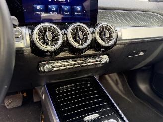 Mercedes EQB 250+ 71kWh 140KW Pano Sfeerverlichting Clima Navi 7-Pers Business Line NAP picture 13