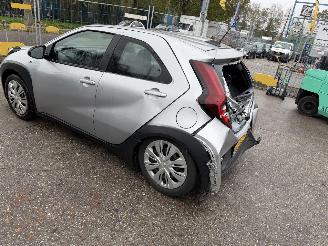 Toyota Aygo X 1.0 VVT-I 53KW MT-Play Airco NAP picture 16