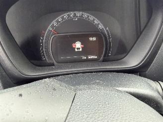 Toyota Aygo X 1.0 VVT-I 53KW MT-Play Airco NAP picture 13