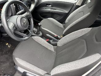 Toyota Aygo X 1.0 VVT-I 53KW MT-Play Airco NAP picture 6