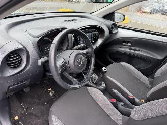 Toyota Aygo X 1.0 VVT-I 53KW MT-Play Airco NAP picture 5