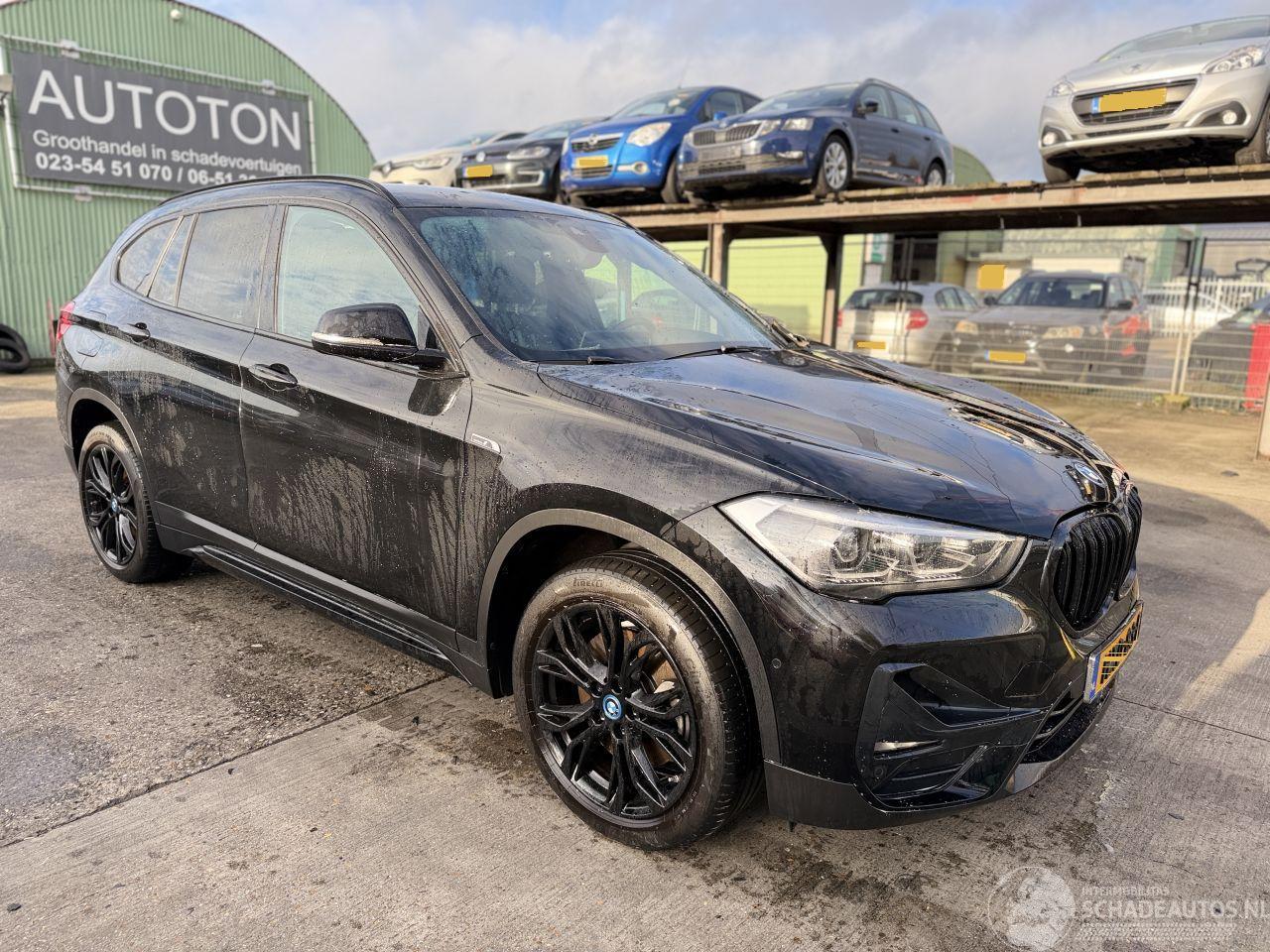 BMW X1 25e xDrive 92KW Autom. High Executive Clima Navi Led Hud