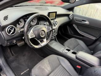 Mercedes A-klasse 180 Autom. 90KW Pano Prestige Navi Clima Camera Led Xenon picture 6