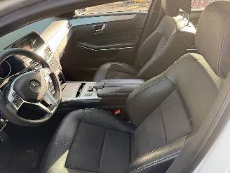 Mercedes E-klasse 220 Bluetec 125KW Automaat AMG Edition Clima Navi Led Xenon NAP picture 8