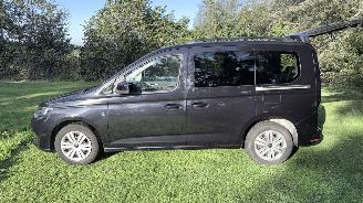 Volkswagen Caddy 7 Persoons picture 4
