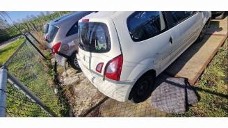 Renault Twingo Twingo II (CN), Hatchback 3-drs, 2007 / 2014 1.5 dCi 75 FAP picture 2