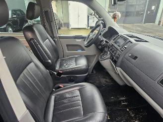 Volkswagen Transporter 4 motion picture 5