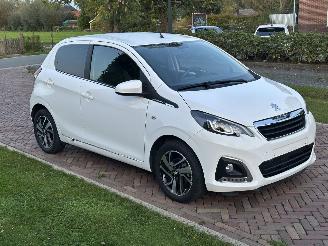 Peugeot 108 Allure picture 5