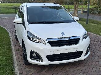 Peugeot 108 Allure picture 4