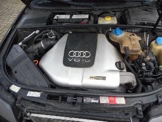 Audi A4 A4 Avant (B6) Combi 2.5 TDI 24V (BCZ) [120kW]  (07-2002/12-2004) picture 11
