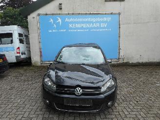 Salvage car Volkswagen Golf Golf VI (5K1) Hatchback 1.6 TDI 16V (CAYC(Euro 5)) [77kW]  (02-2009/11=
-2012) 2010