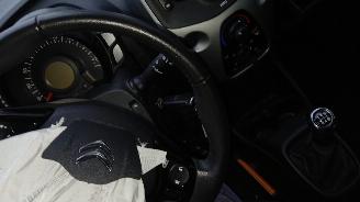 Citroën C1 C1 Hatchback 1.0 Vti 68 12V (1KR-FE(CFB)) [51kW]  (04-2014/04-2018) picture 10