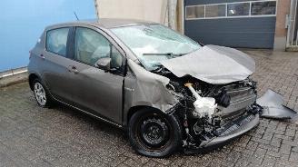 Toyota Yaris Yaris III (P13) Hatchback 1.5 16V Hybrid (1NZ-FXE) [74kW]  (03-2012/09=
-2020) picture 6