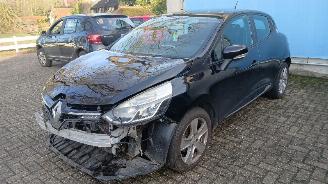 Renault Clio Clio IV (5R) Hatchback 5-drs 0.9 Energy TCE 90 12V (H4B-400(H4B-A4)) [=
66kW]  (11-2012/08-2021) picture 10