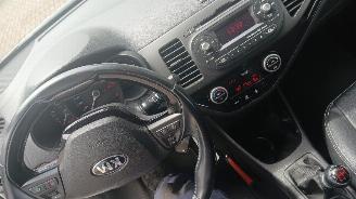 Kia Picanto Picanto (TA) Hatchback 1.0 12V (G3LA) [51kW]  (05-2011/06-2017) picture 7