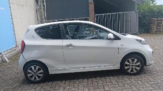 Kia Picanto Picanto (TA) Hatchback 1.0 12V (G3LA) [51kW]  (05-2011/06-2017) picture 6