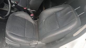 Kia Picanto Picanto (TA) Hatchback 1.0 12V (G3LA) [51kW]  (05-2011/06-2017) picture 9