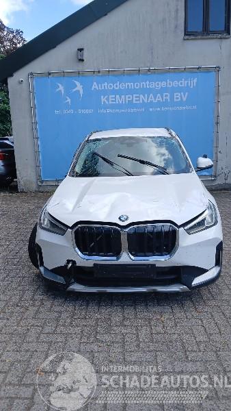 BMW X1 X1 (U11) SUV sDrive 18i 1.5 TwinPower Turbo 12V (B38-A15P) [100kW]  (0=
7-2022/...)