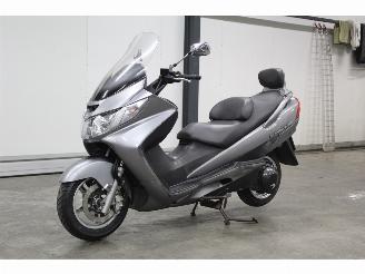 Suzuki AN 400 Burgman lichte schade picture 2