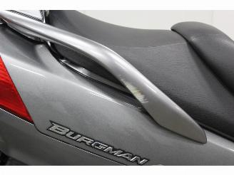 Suzuki AN 400 Burgman lichte schade picture 11