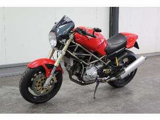 Ducati  M 900 MONSTER picture 2