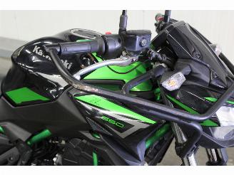 Kawasaki Z 650  picture 9