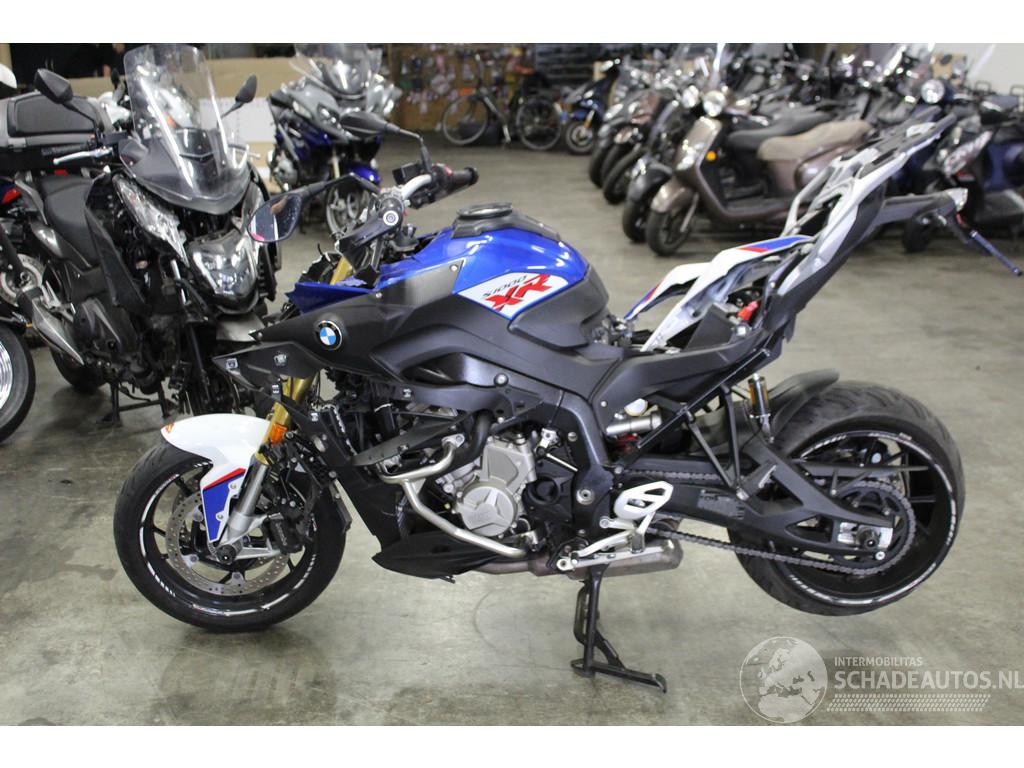 BMW S 1000 XR 