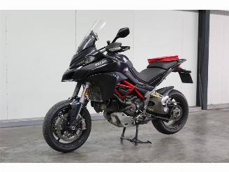 Ducati Multistrada 1200 S picture 2