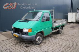 Salvage car Volkswagen Transporter Transporter T4, Van, 1990 / 2003 2.4 D 1998/1