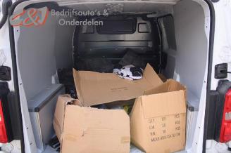 Peugeot Expert Expert (VA/VB/VE/VF/VY), Van, 2016 2.0 Blue HDi 180 16V picture 6