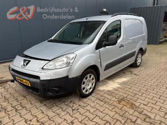 Salvage car Peugeot Partner Partner Tepee (7A/B/C/D/E/F/G/J/P/S), MPV, 2008 / 2018 1.6 HDiF 90 16V Phase 1 2011/10