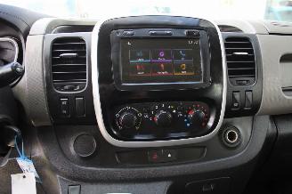 Renault Trafic L1H1 1.6 dCi 120 DC 2.9T airco cruise 6 persoons marge picture 14