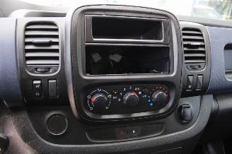 Opel Vivaro 1.6 CDTI L2H1 Edition airco cruise voorschade picture 11