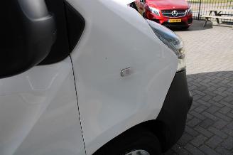 Opel Vivaro 1.6 CDTI L2H1 Edition airco cruise voorschade picture 22