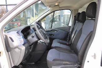 Opel Vivaro 1.6 CDTI L2H1 Edition airco cruise voorschade picture 9