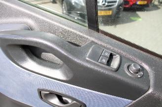 Opel Vivaro 1.6 CDTI L2H1 Edition airco cruise voorschade picture 13