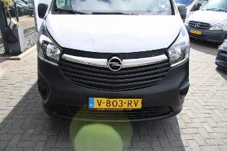 Opel Vivaro 1.6 CDTI L2H1 Edition airco cruise voorschade picture 7