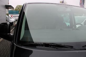 Volkswagen Transporter 2.5 TDI 340 Dubbele Cabine 60 jahre airco navi cruise lang picture 9