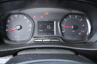 Toyota Proace 2.0 D-4D Cool Comfort airco cruise control elek pakket picture 18