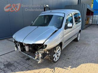 Salvage car Citroën Berlingo Berlingo Cinqspace, Multispace, MPV, 1996 / 2011 1.4 2002/4