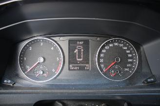 Volkswagen Transporter 2.0 TDI L2H3 4Motion Highline airco navi cruise motorschade 4x4 picture 11