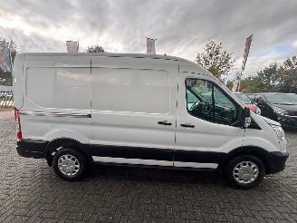 Ford Transit  picture 8