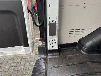 Ford Transit  picture 18