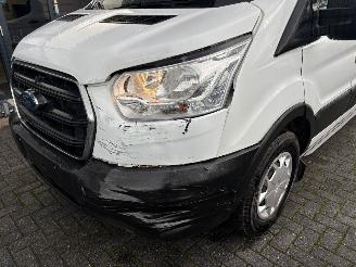 Ford Transit  picture 11