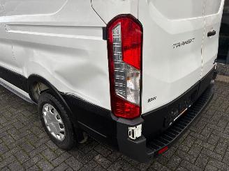 Ford Transit  picture 14