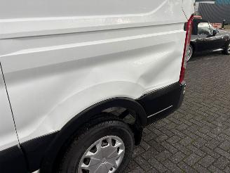 Ford Transit  picture 13