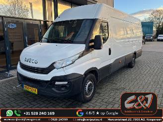 uszkodzony samochody ciężarowe Iveco New daily  2017/3