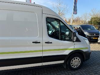 Ford Transit  picture 14